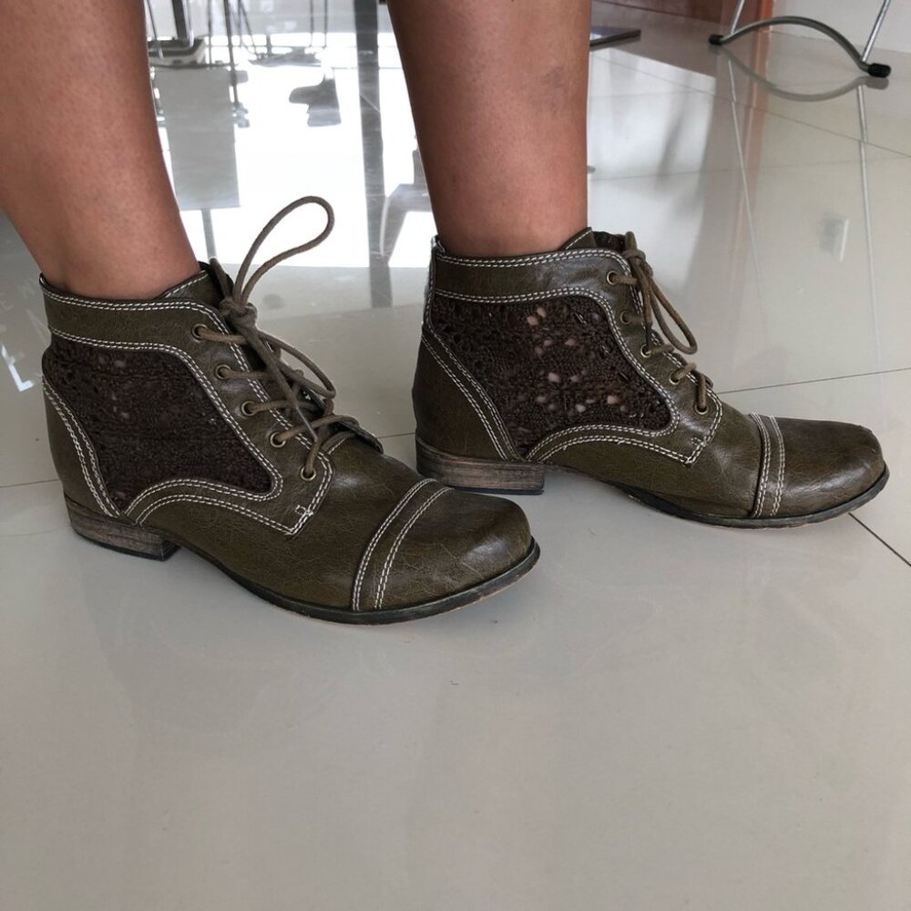 Brown booties, 7